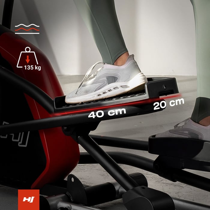 Crosstrainer avec plateformes de pieds antidérapantes