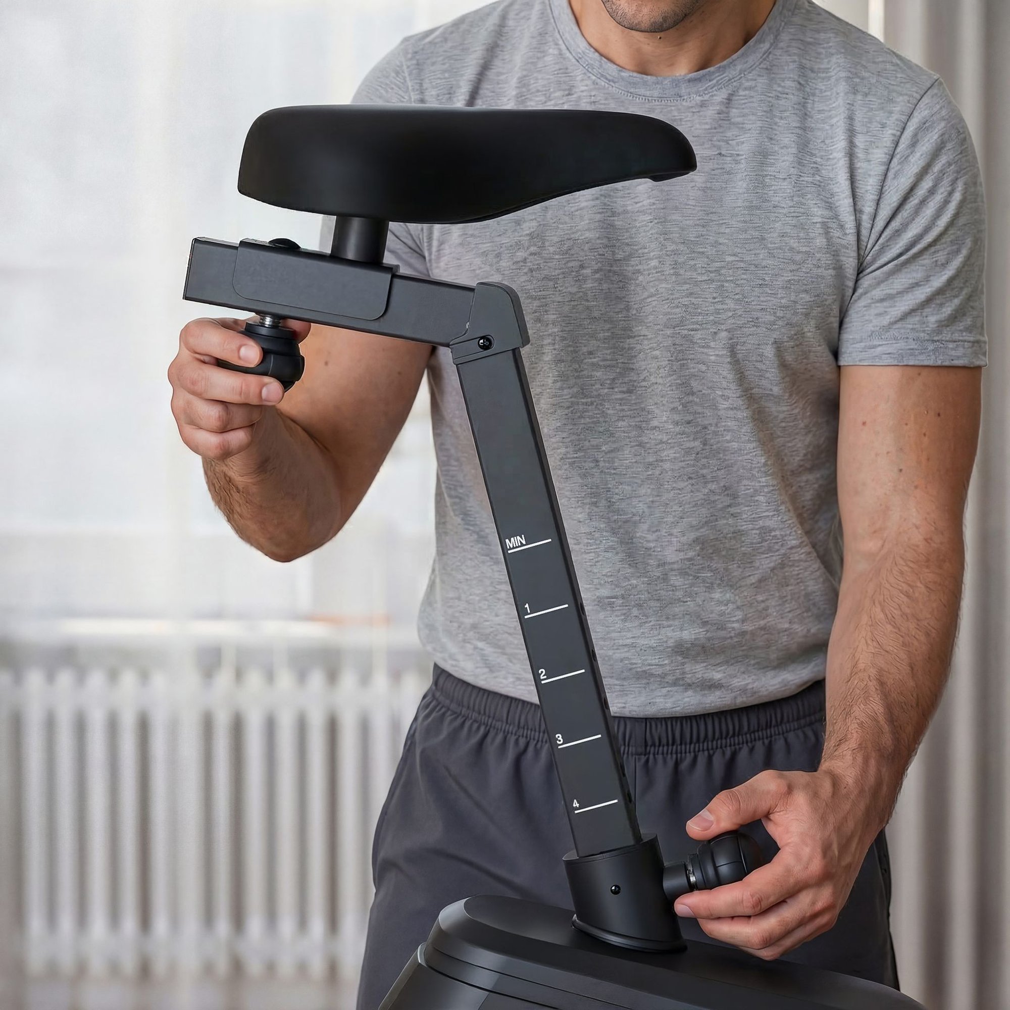 Selle réglable ergonomique et pédales antidérapantes avec porte-bouteille.