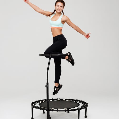 Exercices sur trampoline