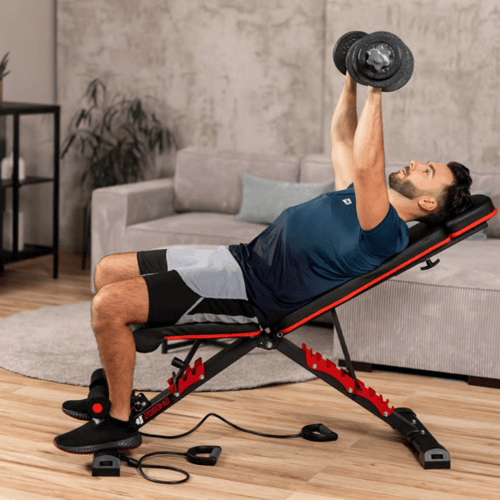 Exercice banc de musculation
