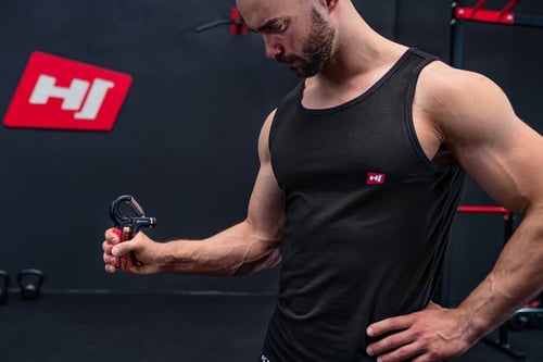 Exercice hand grip - les bienfaits de la pince de musculation