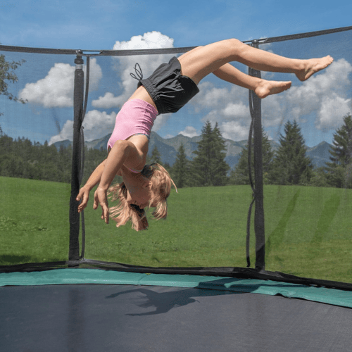 Exercices sur trampoline