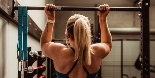 Traction supination - muscles sollicités, technique et erreurs les plus fréquentes