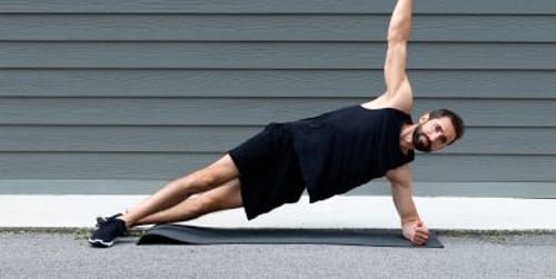 Gainage latéral – comment réaliser le gainage latéral ? Bienfaits, muscles sollicités