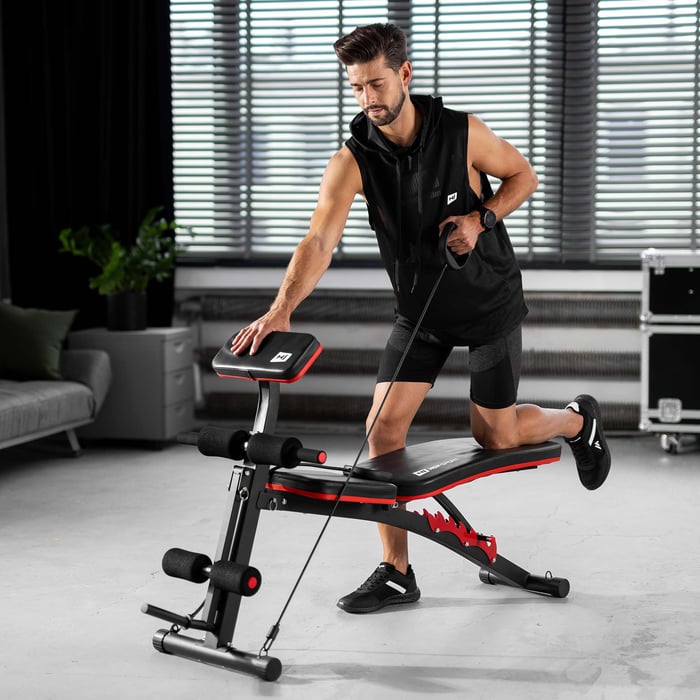 Banc musculation avec mousquetons et expanders avant arrière