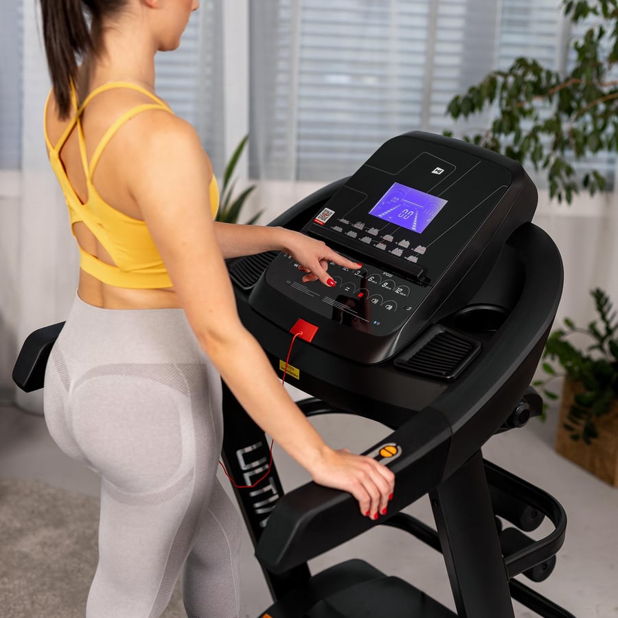 82bdb06a-b8a5-4760-5078-bbbc595