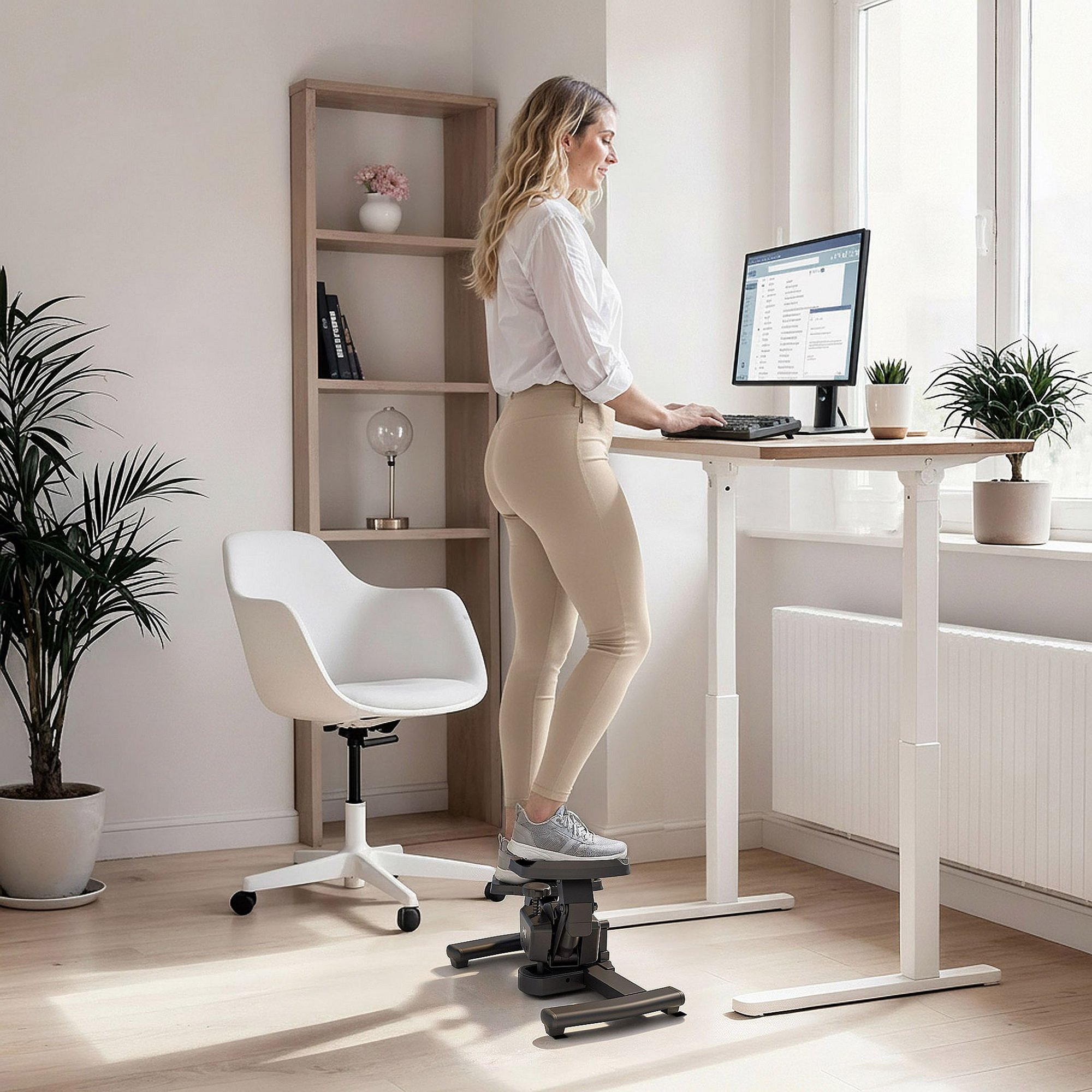 Exercice cardio sur le swing stepper Snash pour renforcer les fessiers.