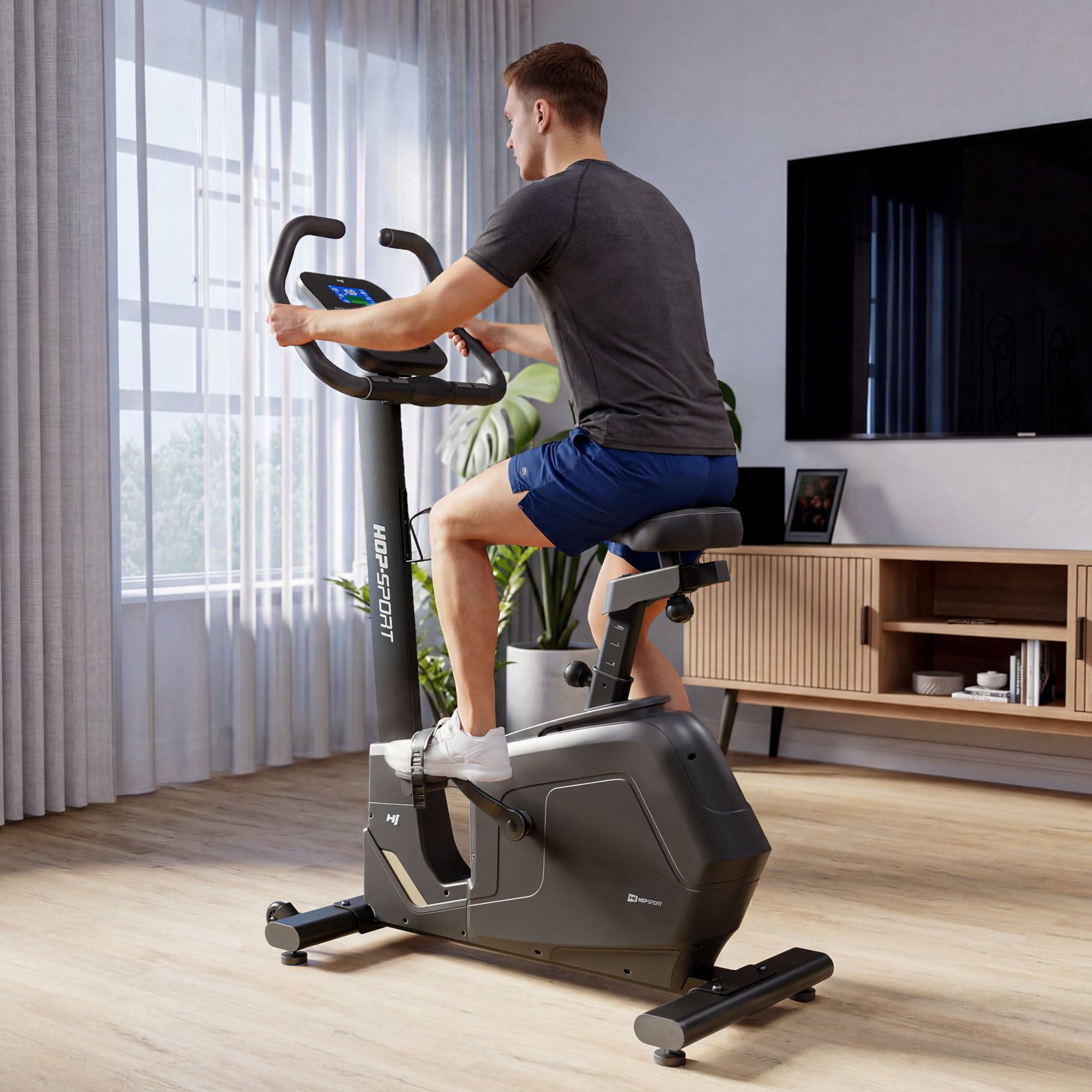 Roue d'inertie du vélo d’appartement de 12 kg et résistance à 32 niveaux.