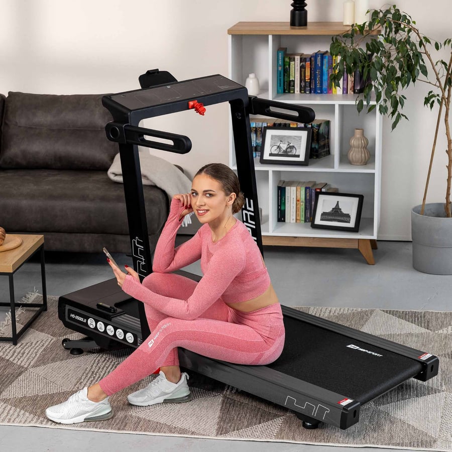 ed96c6e8-8372-4d18-fb91-ae39468