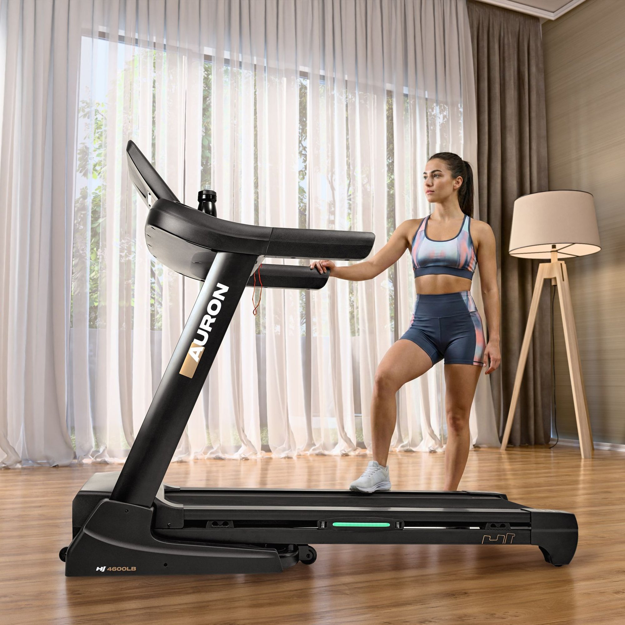 Console multimédia du tapis Auron avec écran large, 15 programmes et connexion Bluetooth Zwift.